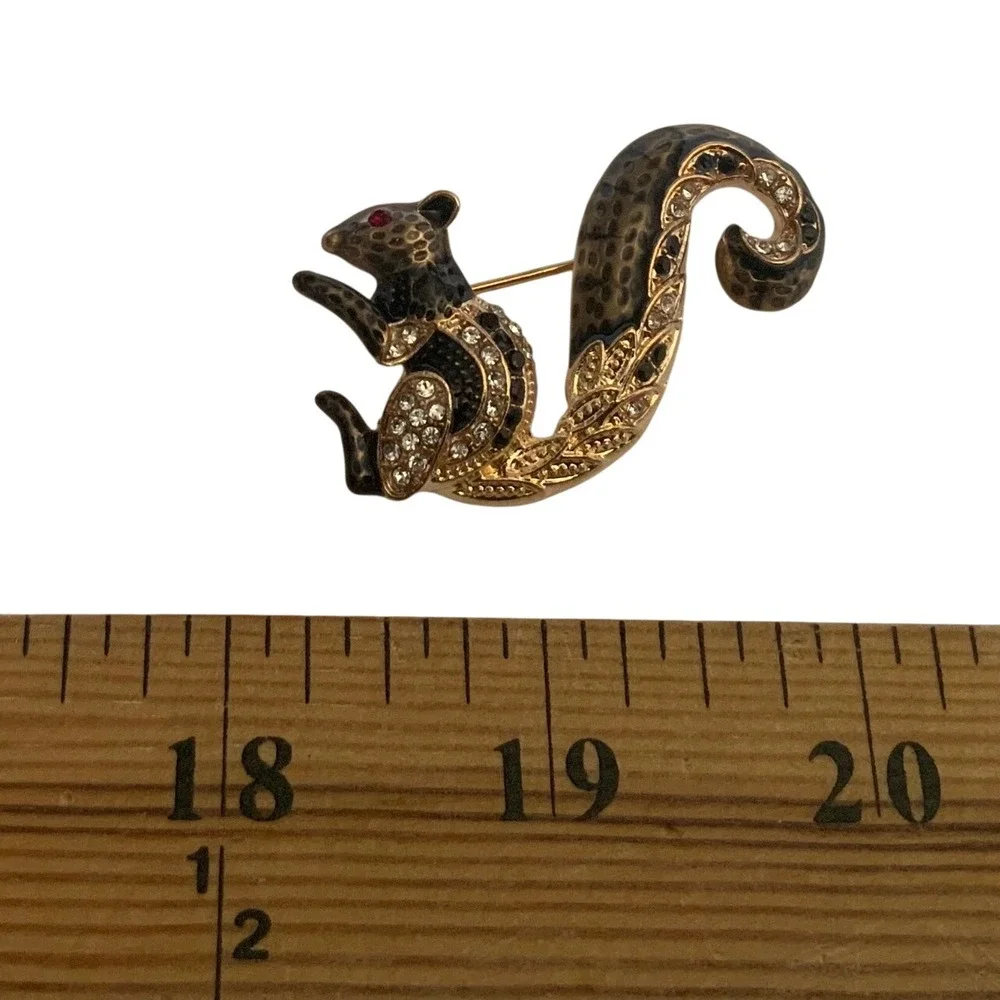 Vintage Squirrel Brooch Gold Tone Leopard Enamel Rhinestone Animal Pin